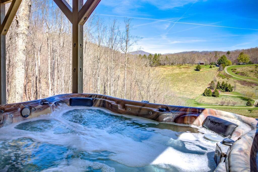 Cozy Cabin + Mt View/River/Hot Tub/Pool Table Villa Boone Exterior photo