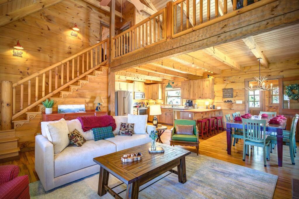 Cozy Cabin + Mt View/River/Hot Tub/Pool Table Villa Boone Exterior photo